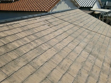 屋根葺き (カバー工法) 工事施工前の屋根